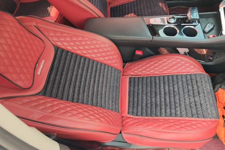 Used CHANGAN Eado 2023 Changan Edition PLUS Blue Whale NE 1.4T GDI DCT Prestige Version Right Front Seat