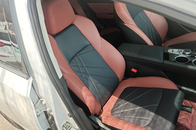 Used CHANGAN Eado 2023 Changan Edition PLUS Blue Whale NE 1.4T GDI DCT Prestige Version Right Front Seat