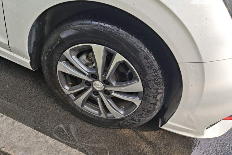 Used CHANGAN Eado 2023 Changan Edition PLUS Blue Whale NE 1.4T GDI DCT Prestige Version Right Front Wheel Hub