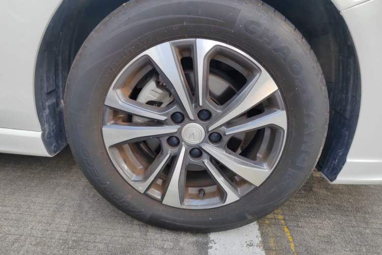 Used CHANGAN Eado 2023 Changan Edition PLUS Blue Whale NE 1.4T GDI DCT Prestige Version Right Front Wheel Hub
