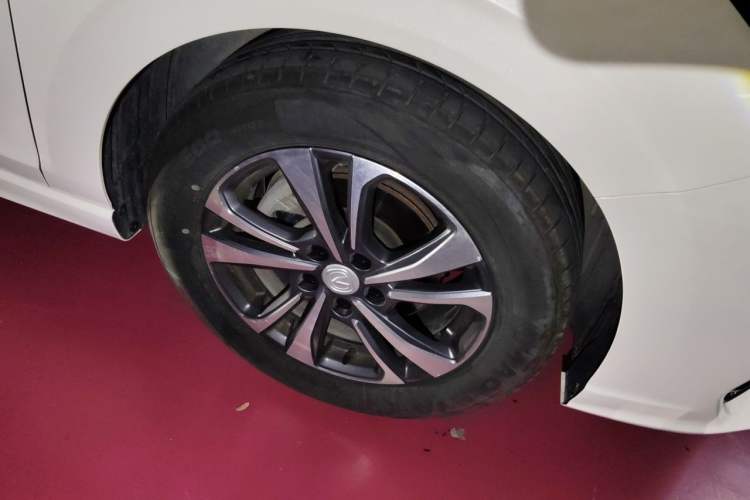 Used CHANGAN Eado 2023 Changan Edition PLUS Blue Whale NE 1.4T GDI DCT Prestige Version Right Front Wheel Hub