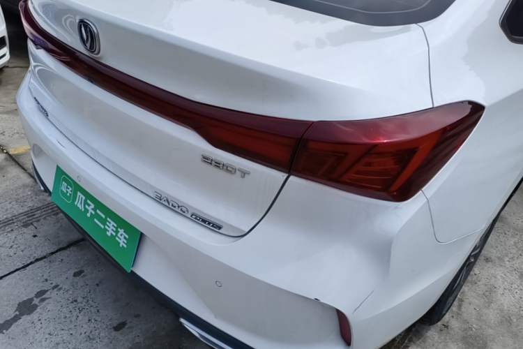 Used CHANGAN Eado 2023 Changan Edition PLUS Blue Whale NE 1.4T GDI DCT Prestige Version Right Rear Taillight