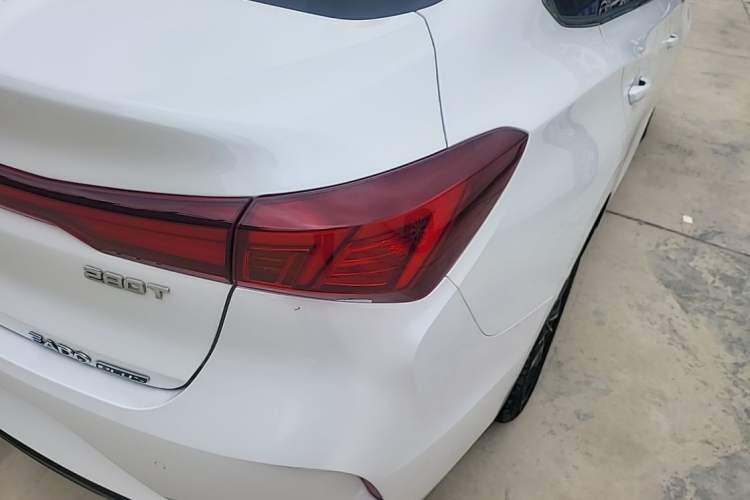Used CHANGAN Eado 2023 Changan Edition PLUS Blue Whale NE 1.4T GDI DCT Prestige Version Right Rear Taillight