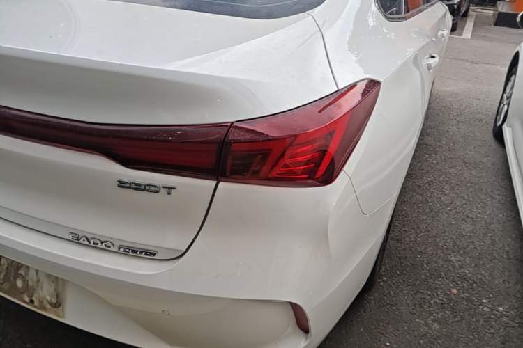 Used CHANGAN Eado 2023 Changan Edition PLUS Blue Whale NE 1.4T GDI DCT Prestige Version Right Rear Taillight