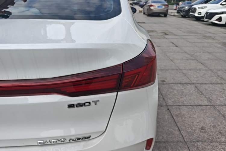 Used CHANGAN Eado 2023 Changan Edition PLUS Blue Whale NE 1.4T GDI DCT Prestige Version Right Rear Taillight
