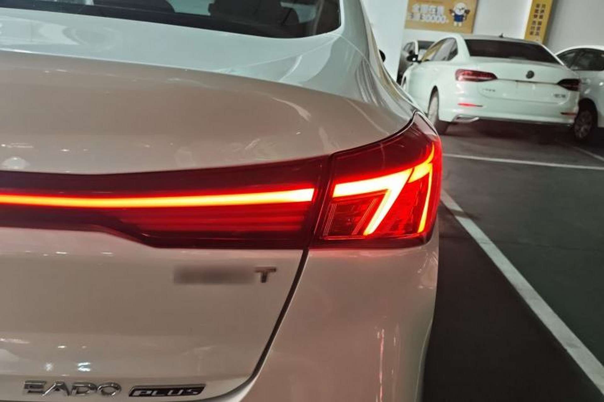 Used CHANGAN Eado 2023 Changan Edition PLUS Blue Whale NE 1.4T GDI DCT Prestige Version Right Rear Taillight
