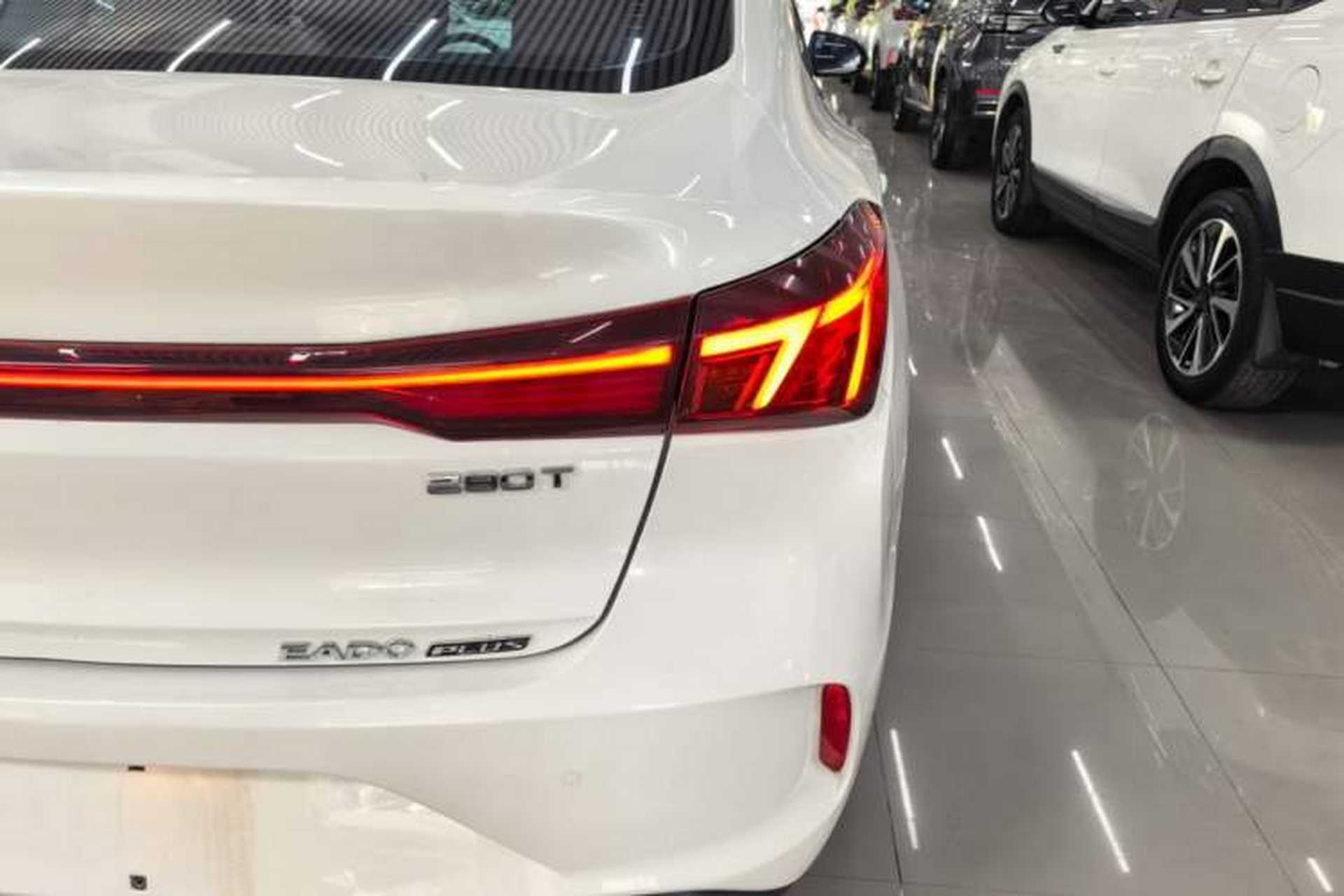 Used CHANGAN Eado 2023 Changan Edition PLUS Blue Whale NE 1.4T GDI DCT Prestige Version Right Rear Taillight