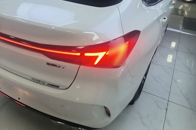 Used CHANGAN Eado 2023 Changan Edition PLUS Blue Whale NE 1.4T GDI DCT Prestige Version Right Rear Taillight