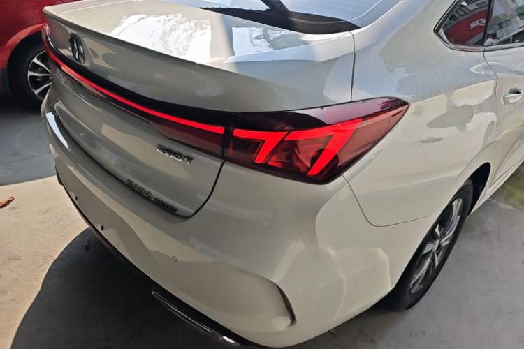 Used CHANGAN Eado 2023 Changan Edition PLUS Blue Whale NE 1.4T GDI DCT Prestige Version Right Rear Taillight