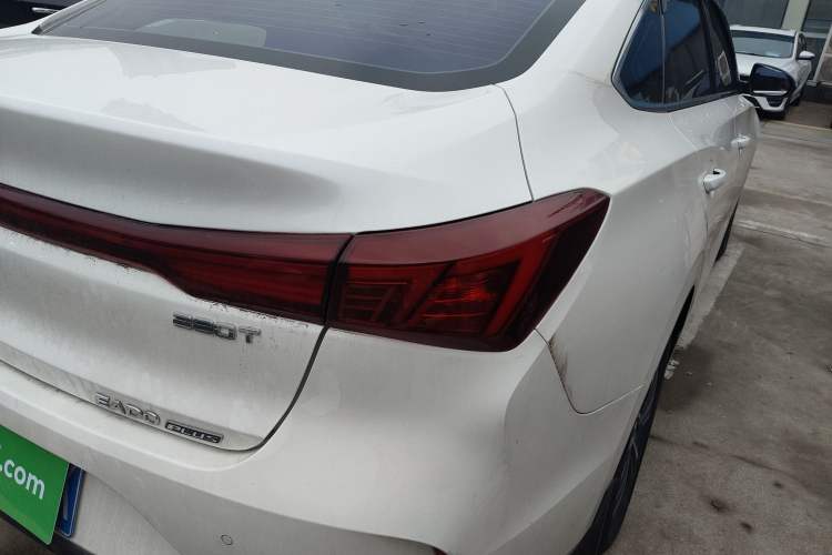 Used CHANGAN Eado 2023 Changan Edition PLUS Blue Whale NE 1.4T GDI DCT Prestige Version Right Rear Taillight
