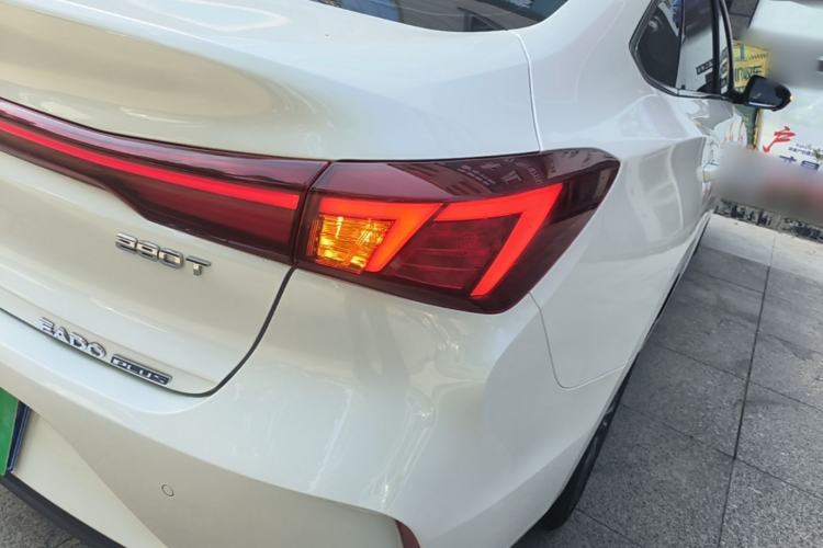 Used CHANGAN Eado 2023 Changan Edition PLUS Blue Whale NE 1.4T GDI DCT Prestige Version Right Rear Taillight