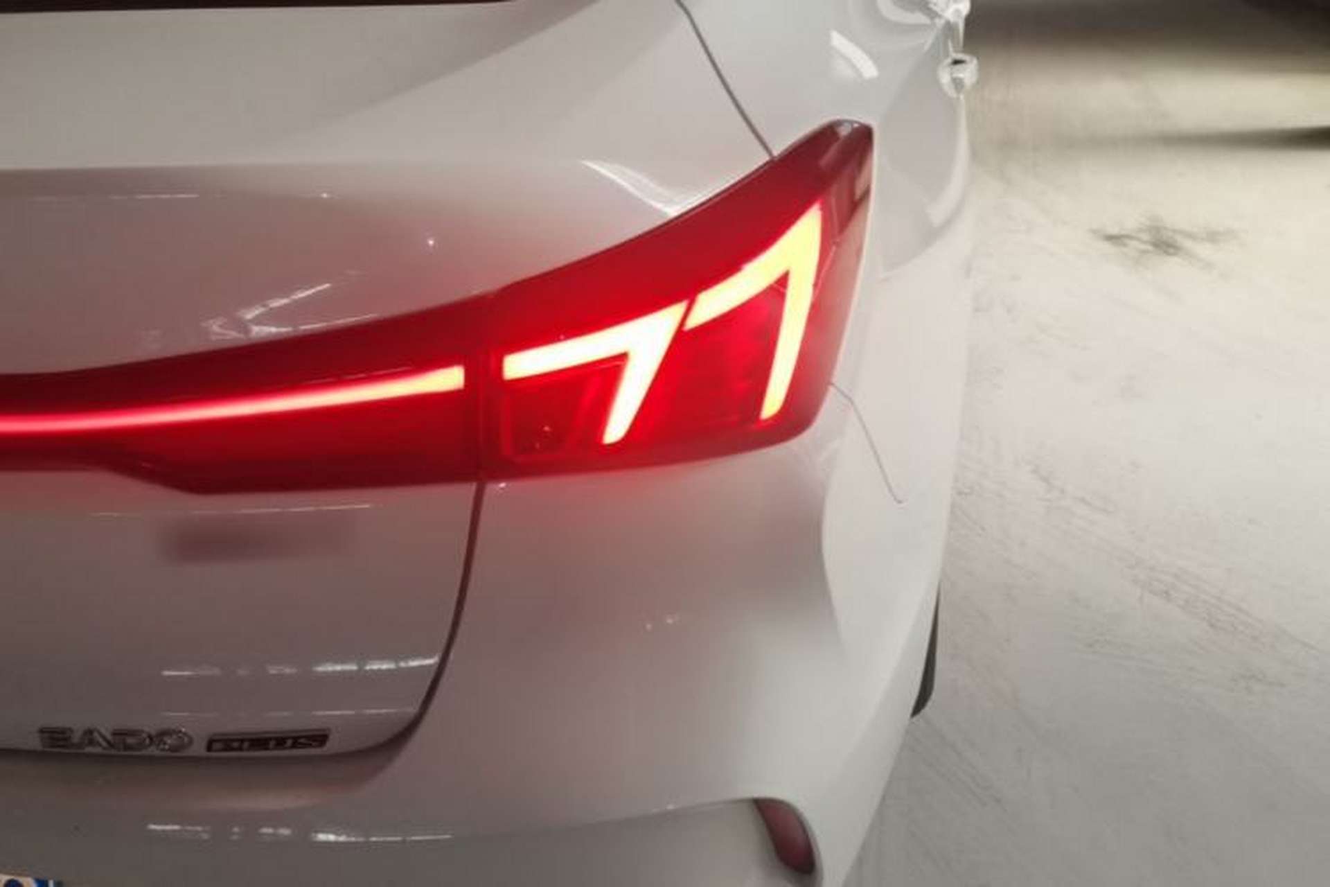 Used CHANGAN Eado 2023 Changan Edition PLUS Blue Whale NE 1.4T GDI DCT Prestige Version Right Rear Taillight