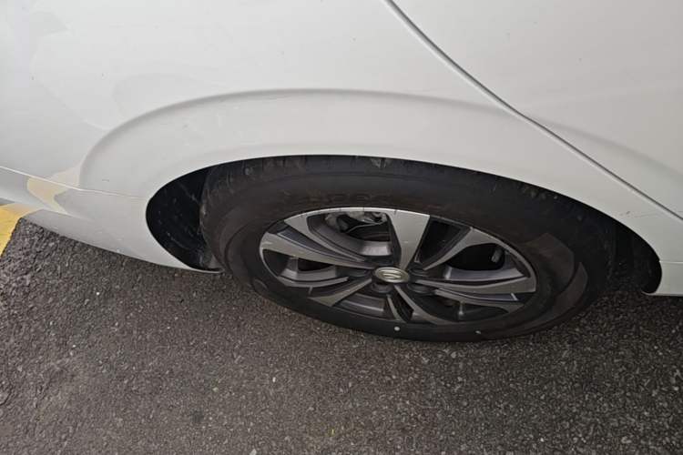 Used CHANGAN Eado 2023 Changan Edition PLUS Blue Whale NE 1.4T GDI DCT Prestige Version Right Rear Wheel Hub