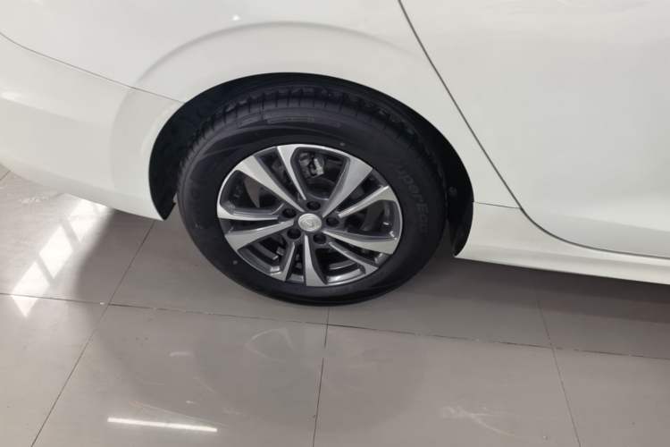 Used CHANGAN Eado 2023 Changan Edition PLUS Blue Whale NE 1.4T GDI DCT Prestige Version Right Rear Wheel Hub