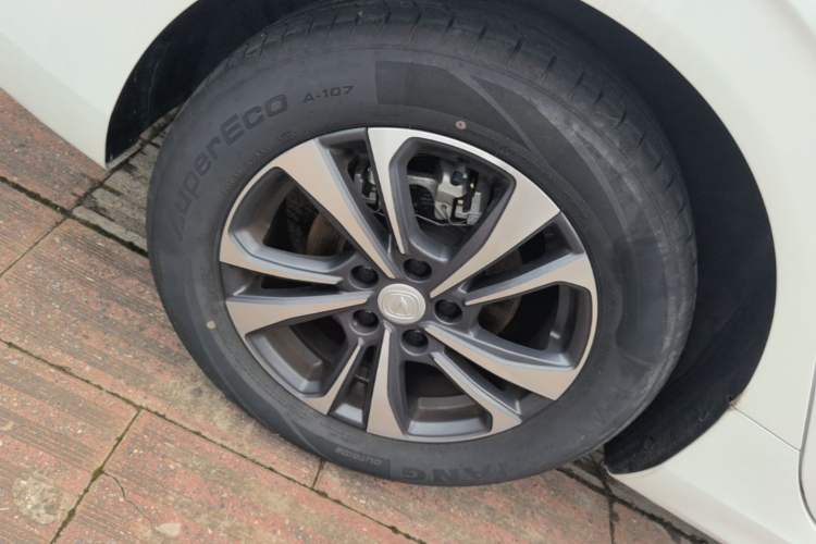 Used CHANGAN Eado 2023 Changan Edition PLUS Blue Whale NE 1.4T GDI DCT Prestige Version Right Rear Wheel Hub