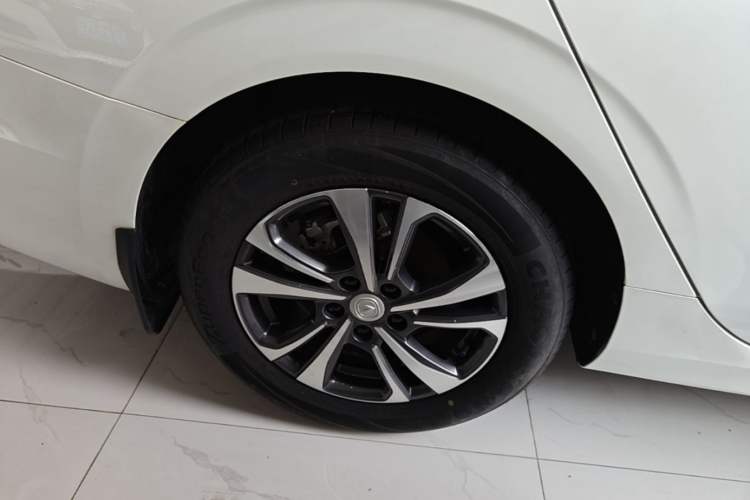 Used CHANGAN Eado 2023 Changan Edition PLUS Blue Whale NE 1.4T GDI DCT Prestige Version Right Rear Wheel Hub