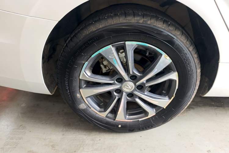 Used CHANGAN Eado 2023 Changan Edition PLUS Blue Whale NE 1.4T GDI DCT Prestige Version Right Rear Wheel Hub