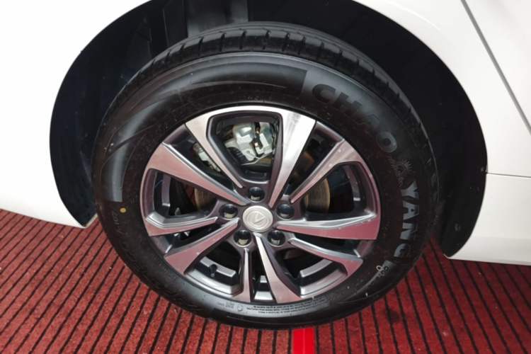Used CHANGAN Eado 2023 Changan Edition PLUS Blue Whale NE 1.4T GDI DCT Prestige Version Right Rear Wheel Hub