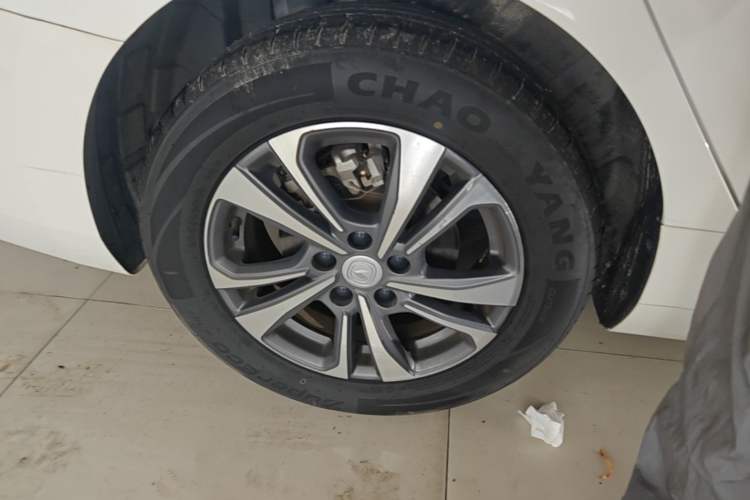 Used CHANGAN Eado 2023 Changan Edition PLUS Blue Whale NE 1.4T GDI DCT Prestige Version Right Rear Wheel Hub