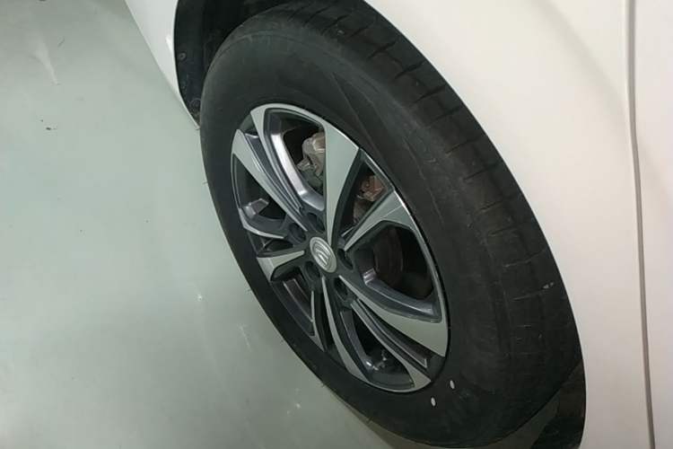 Used CHANGAN Eado 2023 Changan Edition PLUS Blue Whale NE 1.4T GDI DCT Prestige Version Right Rear Wheel Hub