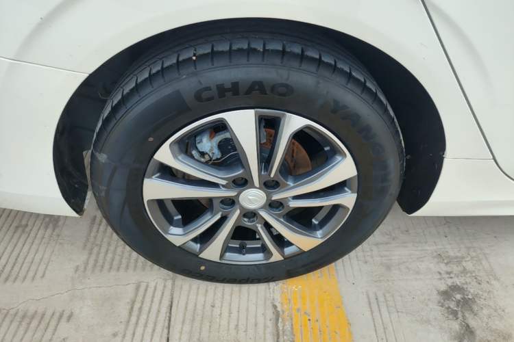 Used CHANGAN Eado 2023 Changan Edition PLUS Blue Whale NE 1.4T GDI DCT Prestige Version Right Rear Wheel Hub