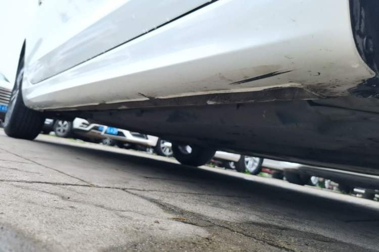 Used CHANGAN Eado 2023 Changan Edition PLUS Blue Whale NE 1.4T GDI DCT Prestige Version Right Side Sill