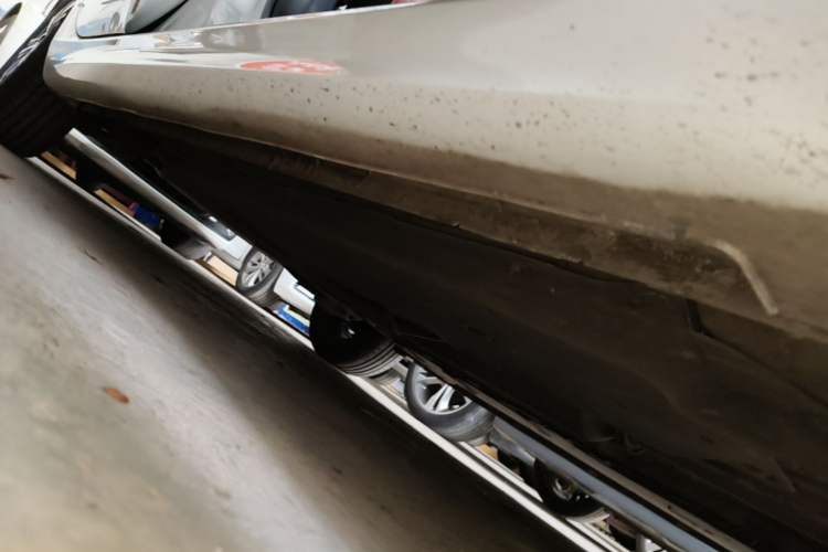 Used CHANGAN Eado 2023 Changan Edition PLUS Blue Whale NE 1.4T GDI DCT Prestige Version Right Side Sill