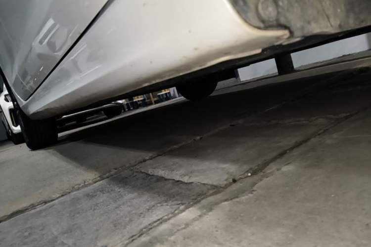 Used CHANGAN Eado 2023 Changan Edition PLUS Blue Whale NE 1.4T GDI DCT Prestige Version Right Side Sill