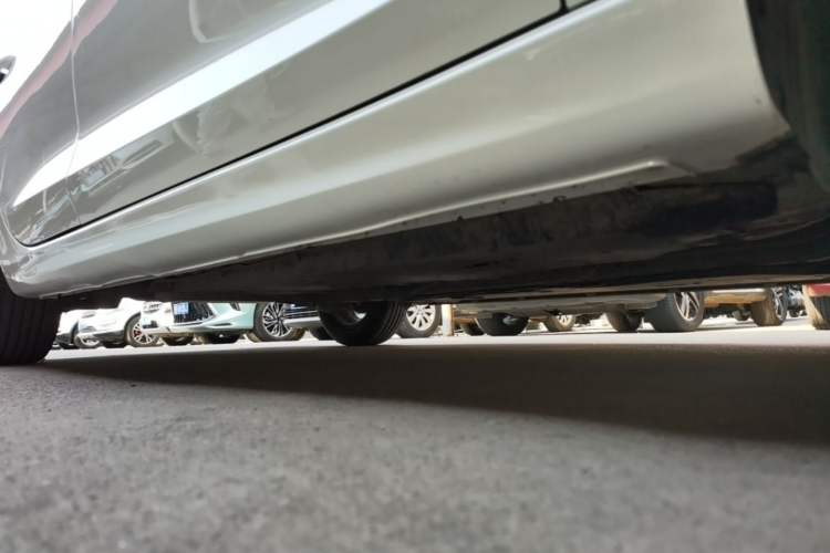 Used CHANGAN Eado 2023 Changan Edition PLUS Blue Whale NE 1.4T GDI DCT Prestige Version Right Side Sill