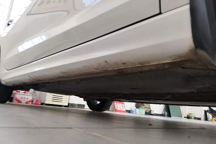 Used CHANGAN Eado 2023 Changan Edition PLUS Blue Whale NE 1.4T GDI DCT Prestige Version Right Side Sill