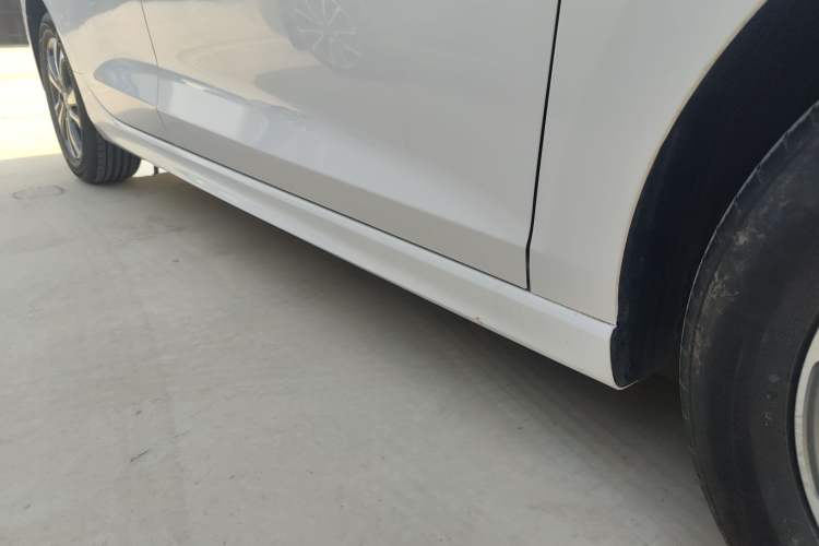Used CHANGAN Eado 2023 Changan Edition PLUS Blue Whale NE 1.4T GDI DCT Prestige Version Right Side Sill