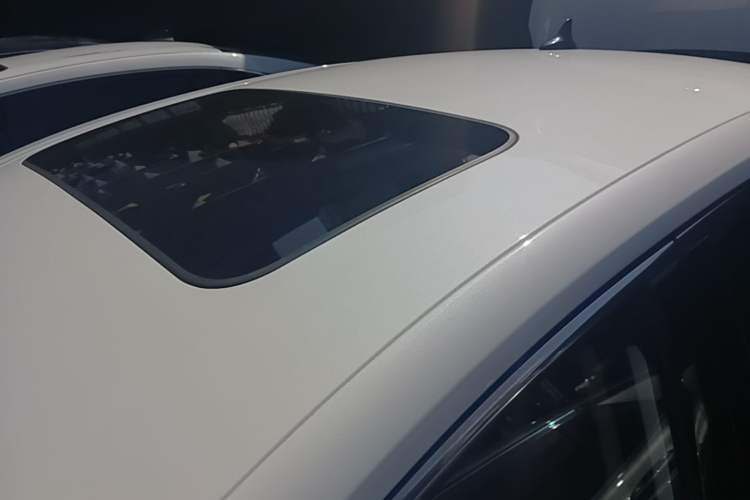 Used CHANGAN Eado 2023 Changan Edition PLUS Blue Whale NE 1.4T GDI DCT Prestige Version Roof