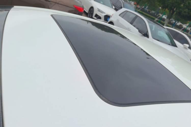 Used CHANGAN Eado 2023 Changan Edition PLUS Blue Whale NE 1.4T GDI DCT Prestige Version Roof