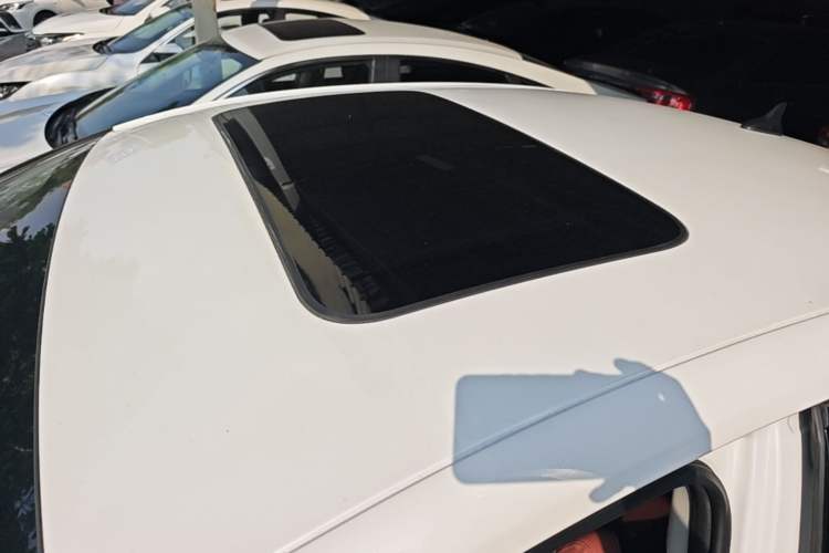 Used CHANGAN Eado 2023 Changan Edition PLUS Blue Whale NE 1.4T GDI DCT Prestige Version Roof