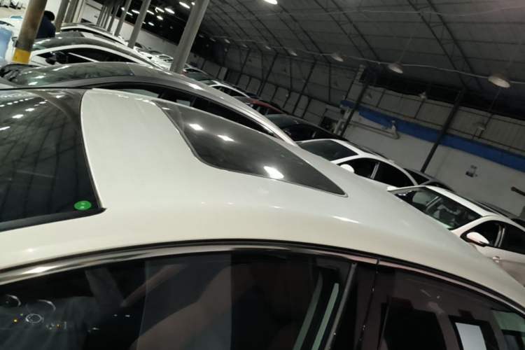 Used CHANGAN Eado 2023 Changan Edition PLUS Blue Whale NE 1.4T GDI DCT Prestige Version Roof