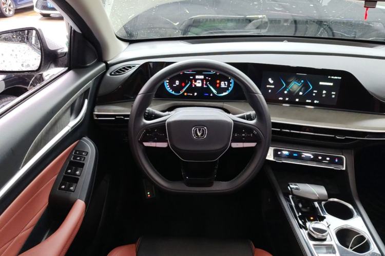 Used CHANGAN Eado 2023 Changan Edition PLUS Blue Whale NE 1.4T GDI DCT Prestige Version Steering Wheel