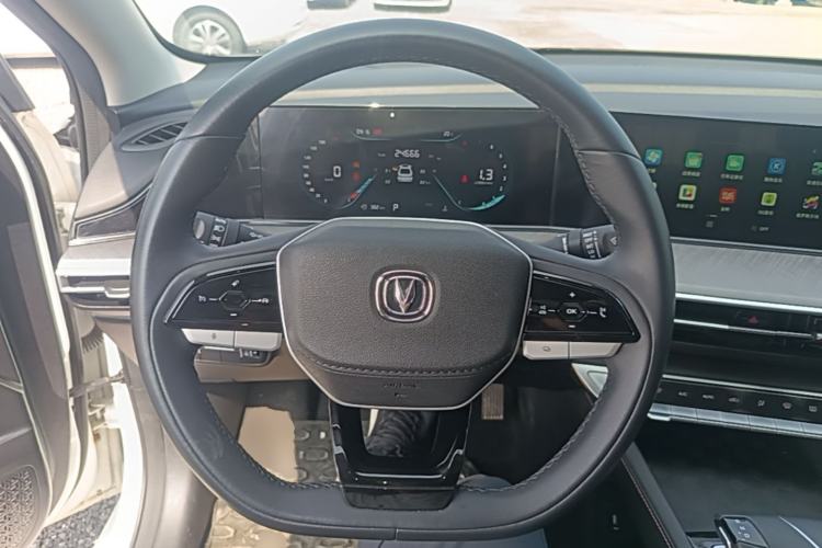 Used CHANGAN Eado 2023 Changan Edition PLUS Blue Whale NE 1.4T GDI DCT Prestige Version Steering Wheel