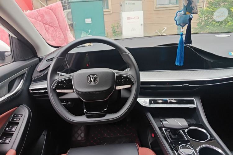 Used CHANGAN Eado 2023 Changan Edition PLUS Blue Whale NE 1.4T GDI DCT Prestige Version Steering Wheel