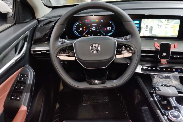 Used CHANGAN Eado 2023 Changan Edition PLUS Blue Whale NE 1.4T GDI DCT Prestige Version Steering Wheel