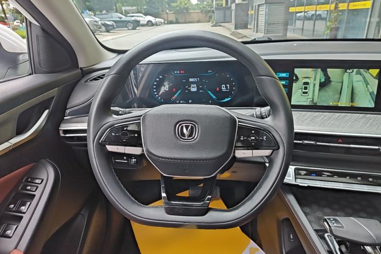 Used CHANGAN Eado 2023 Changan Edition PLUS Blue Whale NE 1.4T GDI DCT Prestige Version Steering Wheel