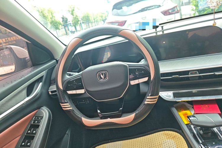 Used CHANGAN Eado 2023 Changan Edition PLUS Blue Whale NE 1.4T GDI DCT Prestige Version Steering Wheel