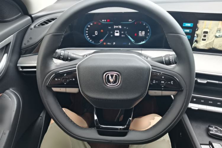 Used CHANGAN Eado 2023 Changan Edition PLUS Blue Whale NE 1.4T GDI DCT Prestige Version Steering Wheel