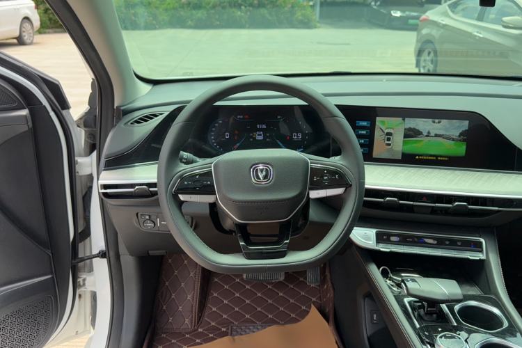 Used CHANGAN Eado 2023 Changan Edition PLUS Blue Whale NE 1.4T GDI DCT Prestige Version Steering Wheel