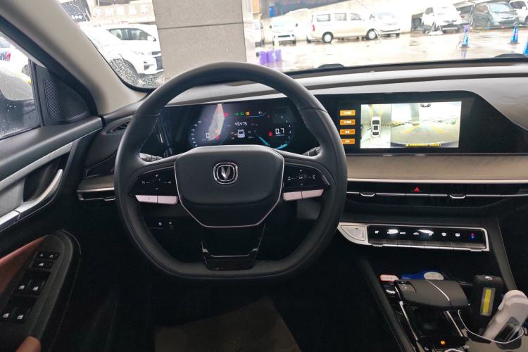 Used CHANGAN Eado 2023 Changan Edition PLUS Blue Whale NE 1.4T GDI DCT Prestige Version Steering Wheel