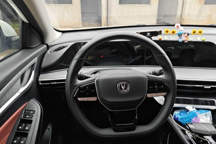 Used CHANGAN Eado 2023 Changan Edition PLUS Blue Whale NE 1.4T GDI DCT Prestige Version Steering Wheel
