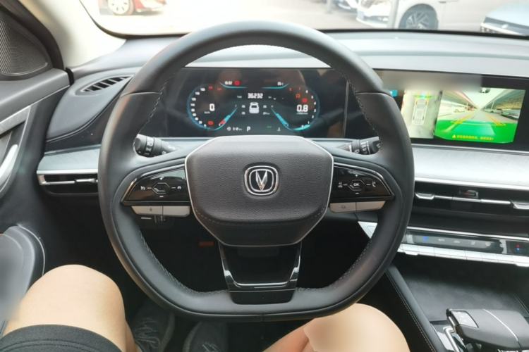 Used CHANGAN Eado 2023 Changan Edition PLUS Blue Whale NE 1.4T GDI DCT Prestige Version Steering Wheel