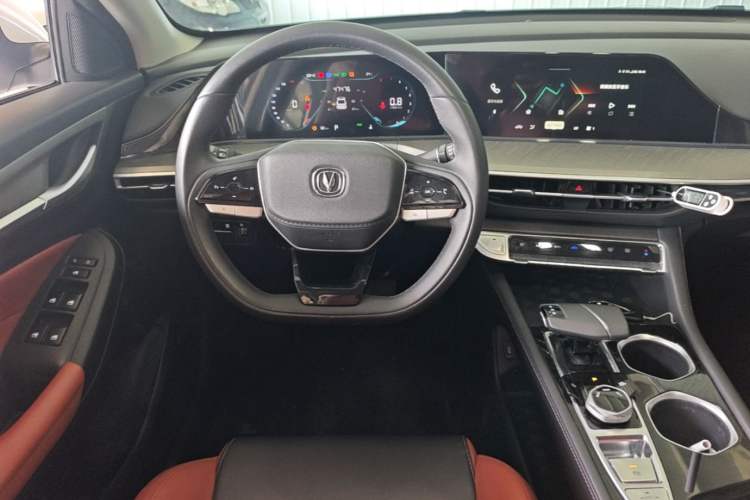 Used CHANGAN Eado 2023 Changan Edition PLUS Blue Whale NE 1.4T GDI DCT Prestige Version Steering Wheel