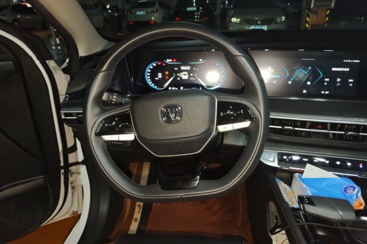 Used CHANGAN Eado 2023 Changan Edition PLUS Blue Whale NE 1.4T GDI DCT Prestige Version Steering Wheel