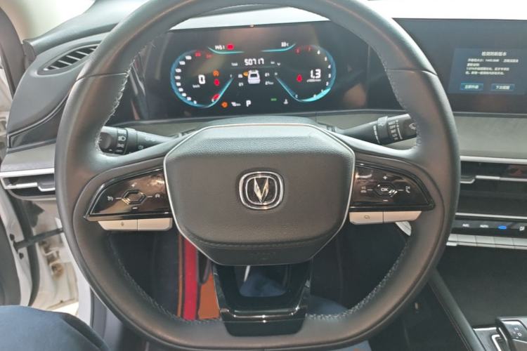 Used CHANGAN Eado 2023 Changan Edition PLUS Blue Whale NE 1.4T GDI DCT Prestige Version Steering Wheel