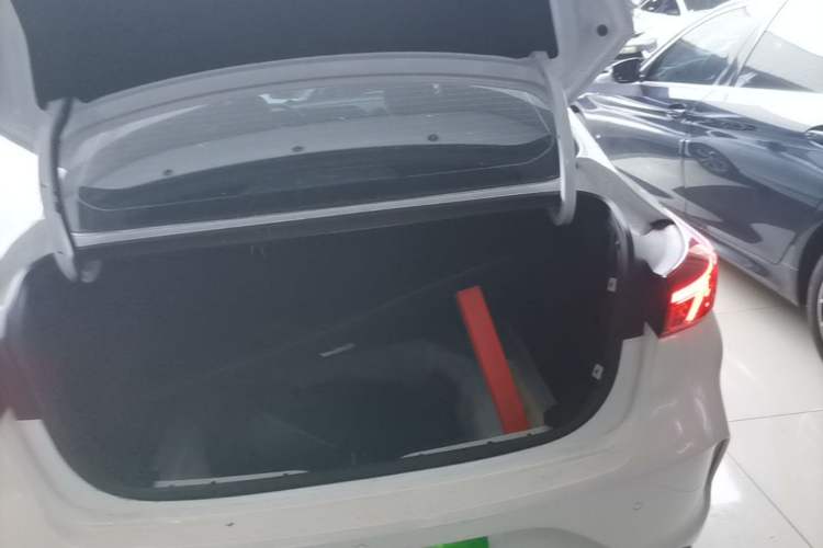 Used CHANGAN Eado 2023 Changan Edition PLUS Blue Whale NE 1.4T GDI DCT Prestige Version Trunk